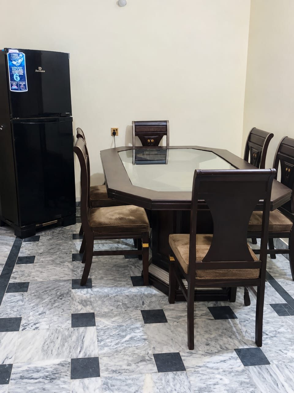Dining Table with 6 Chairs