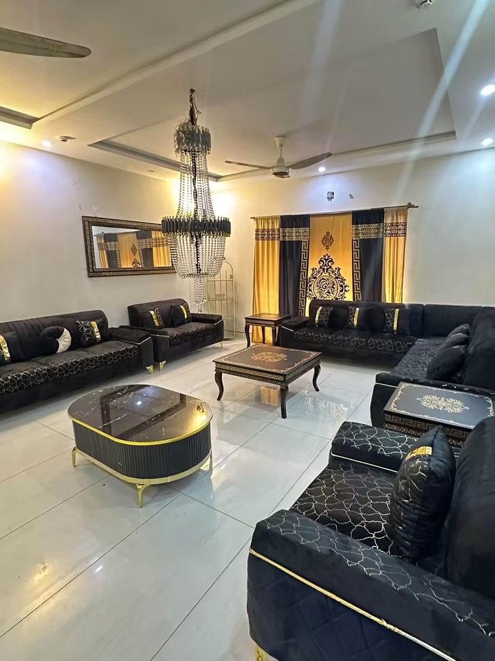 Sofa set with center tables and side tables, photo 3